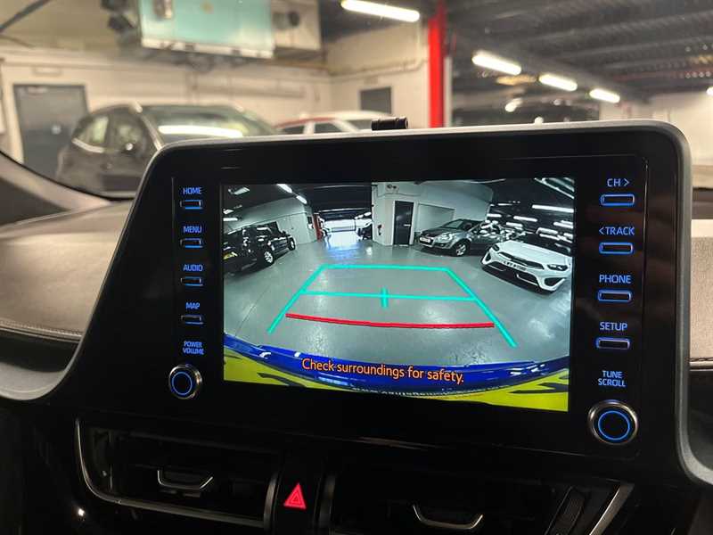 Used Toyota C-HR 2020 for sale - 76155265: Photo 11