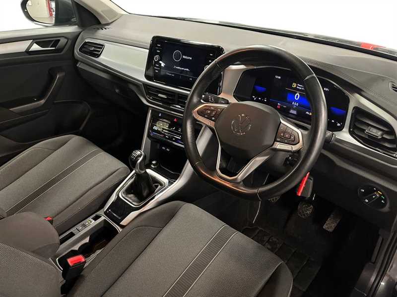 Used Volkswagen T-Roc 2022 for sale - 77193819: Photo 8