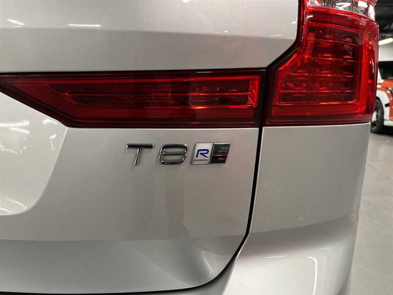 Used Volvo XC60 2018 for sale - 76563972: Photo 21