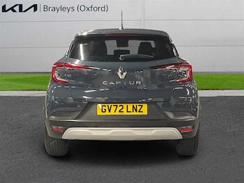 Used Renault Captur 2023 for sale - 76378617: Photo