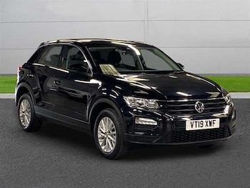 Used Volkswagen T-Roc 2019 for sale - 78868648: Photo