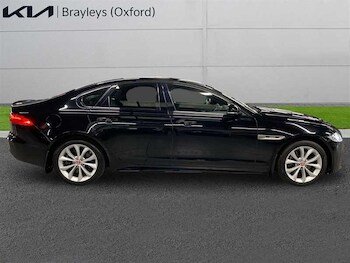 Used Jaguar XF 2019 for sale - 76272709: Photo 3
