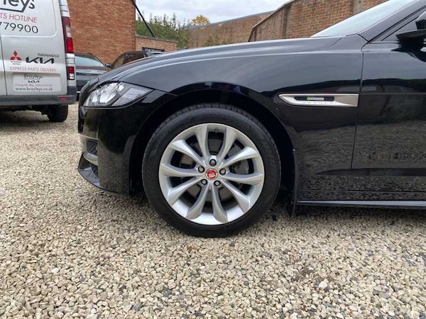 Used Jaguar XF 2019 for sale - 76272709: Photo 6