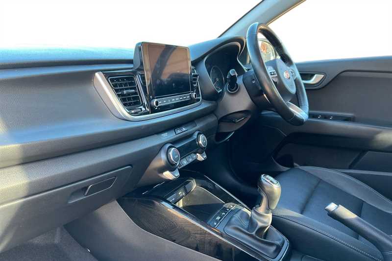 Used Kia Rio 2021 for sale - 76745593: Photo 2