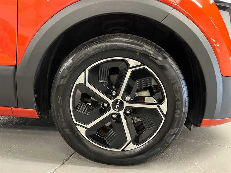 Used Kia Niro 2023 for sale - 76515128: Photo 6