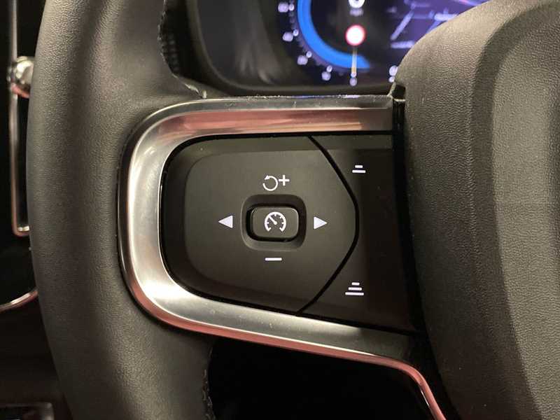 Used Volvo XC40 2024 for sale - 77576607: Photo 16