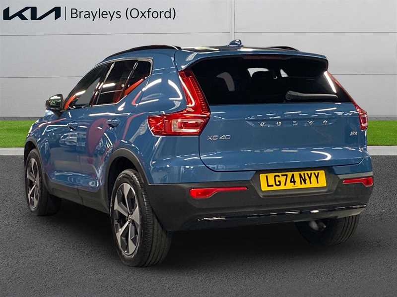 Used Volvo XC40 2024 for sale - 77576607: Photo 2