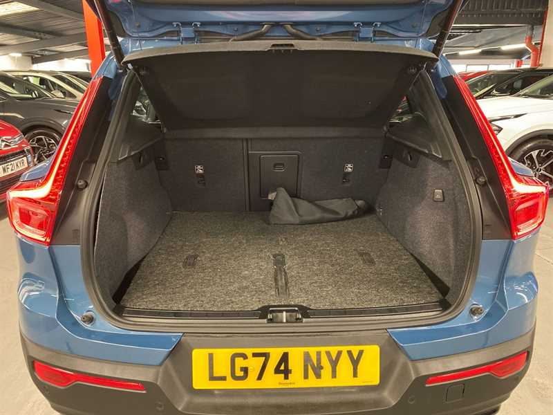 Used Volvo XC40 2024 for sale - 77576607: Photo 20