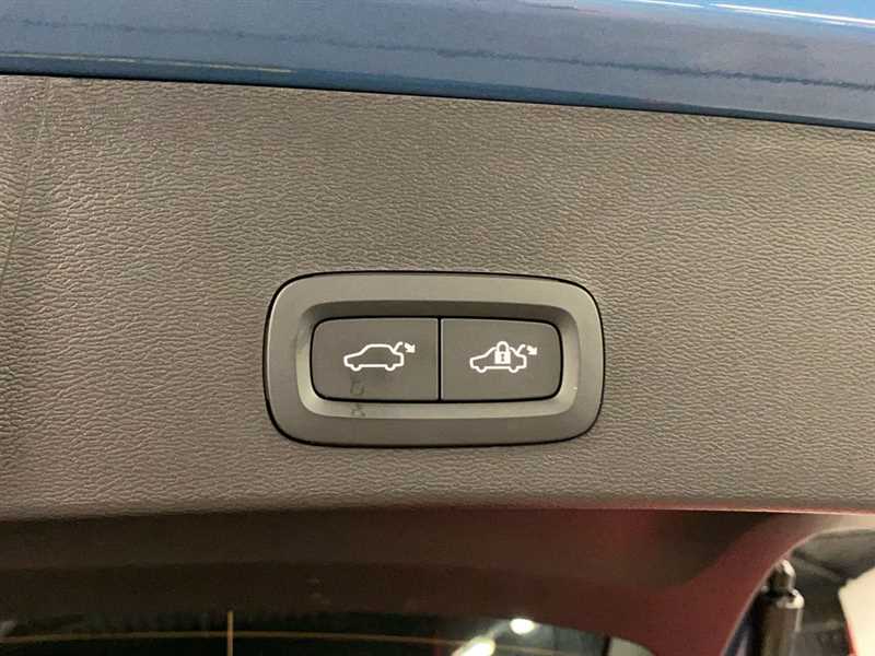 Used Volvo XC40 2024 for sale - 77576607: Photo 21