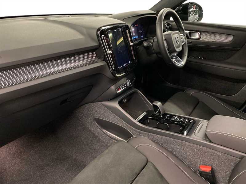 Used Volvo XC40 2024 for sale - 77576607: Photo 7