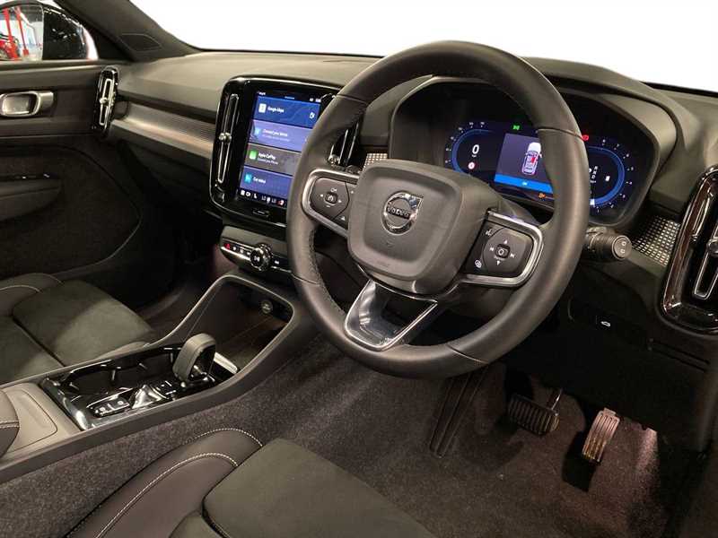 Used Volvo XC40 2024 for sale - 77576607: Photo 8