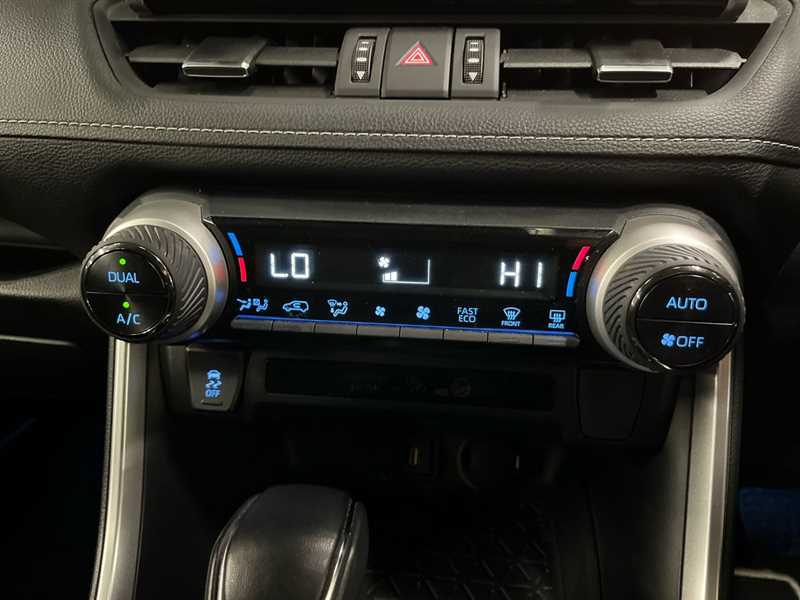 Used Toyota RAV4 2022 for sale - 75943593: Photo 12