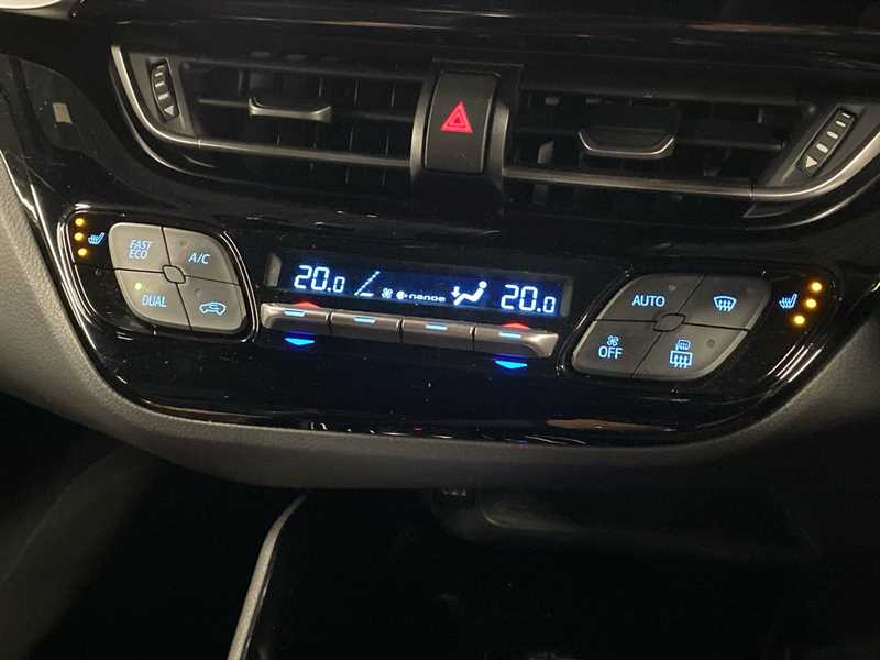 Used Toyota C-HR 2023 for sale - 77996854: Photo 12