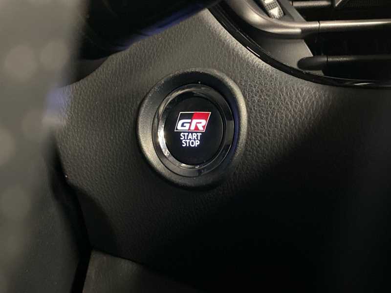 Used Toyota C-HR 2023 for sale - 77996854: Photo 24