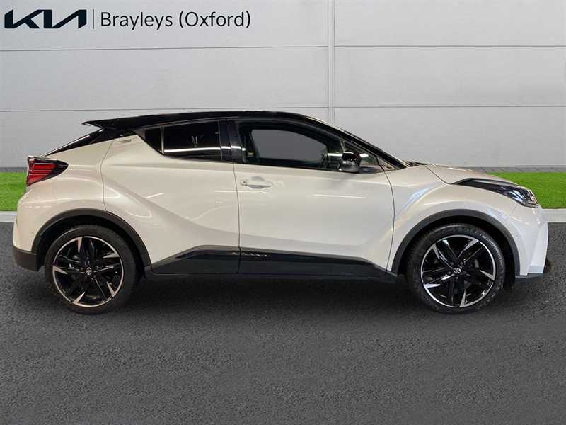 Used Toyota C-HR 2023 for sale - 77996854: Photo 3