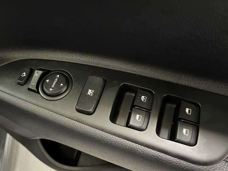 Used Kia Rio 2023 for sale - 77111898: Photo 18