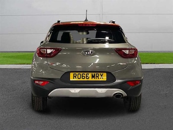 Used Kia Stonic 2018 for sale - 78246967: Photo