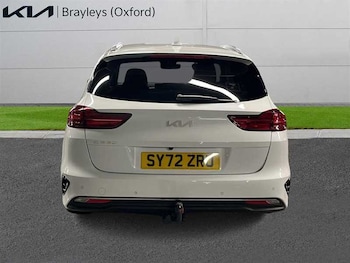 Used Kia Ceed 2023 for sale - 77885625: Photo