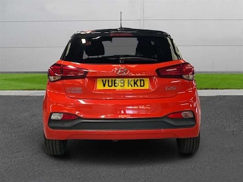 Used Hyundai i20 2019 for sale - 77996855: Photo
