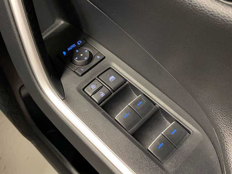 Used Toyota RAV4 2022 for sale - 77614848: Photo 18