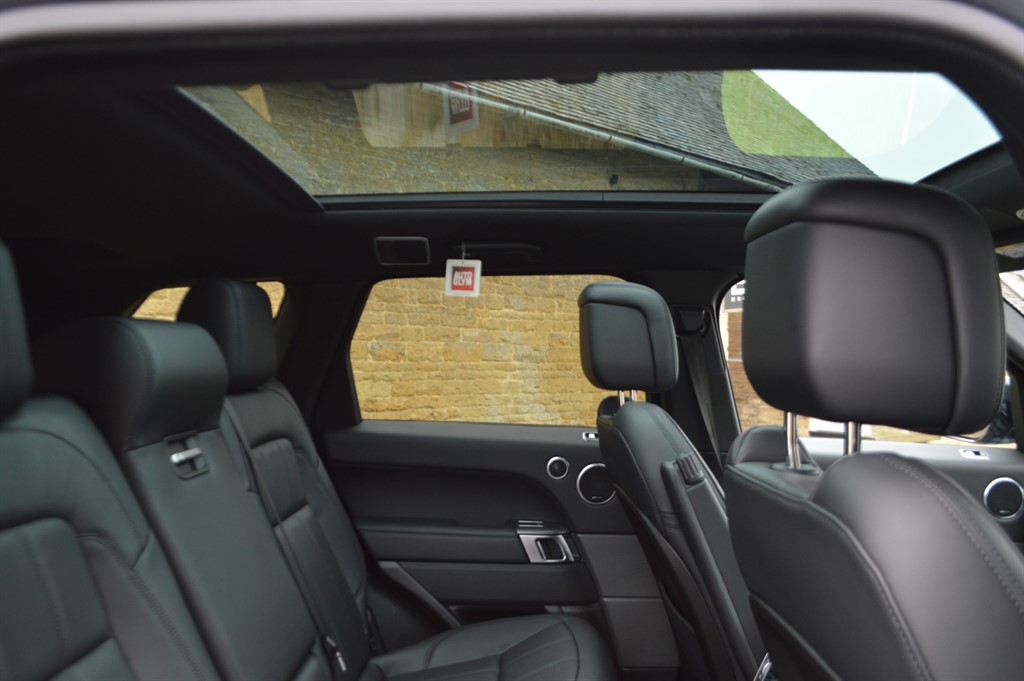 Used Land Rover Range Rover Sport 2019 for sale - 76404917: Photo 30