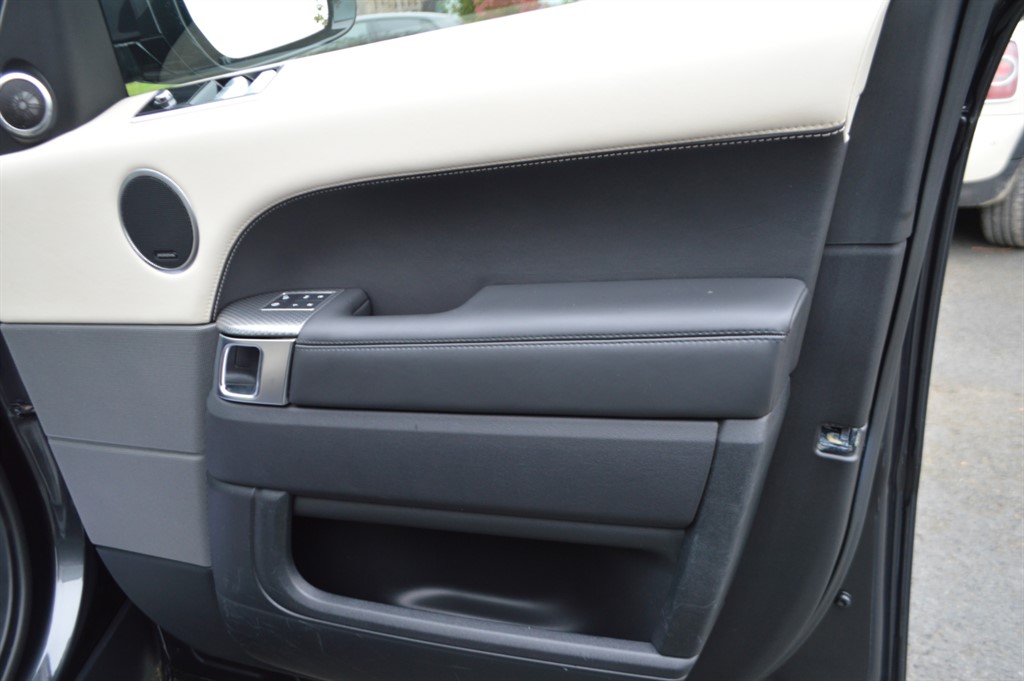 Used Land Rover Range Rover Sport 2018 for sale - 76276940: Photo 33