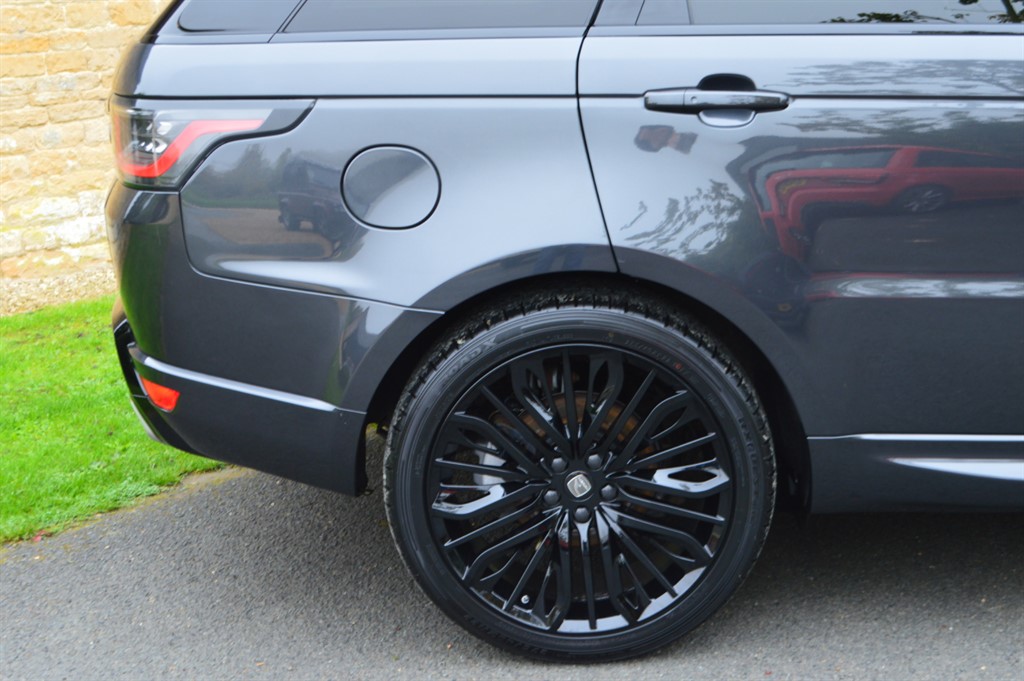 Used Land Rover Range Rover Sport 2018 for sale - 76276940: Photo 36