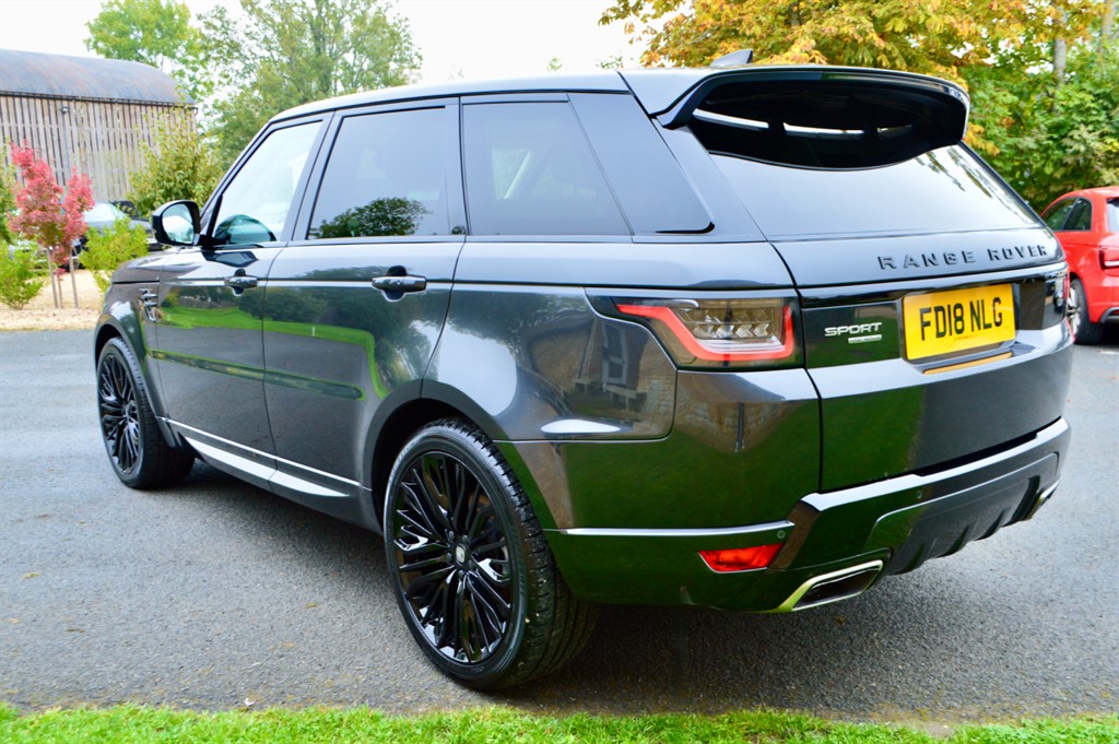 Used Land Rover Range Rover Sport 2018 for sale - 76276940: Photo 4