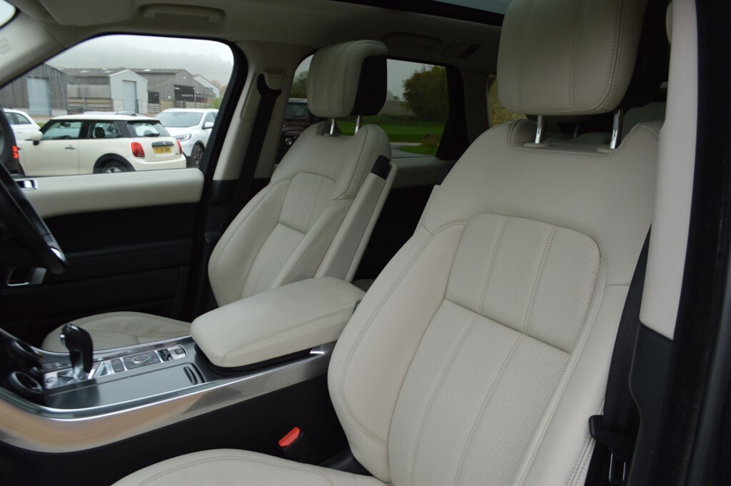 Used Land Rover Range Rover Sport 2018 for sale - 76276940: Photo 48