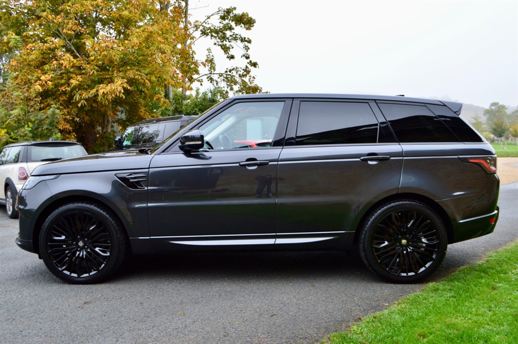 Used Land Rover Range Rover Sport 2018 for sale - 76276940: Photo 9