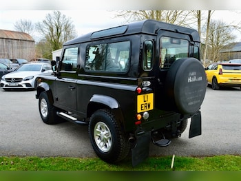 Used Land Rover Defender 2015 for sale - 77732823: Photo