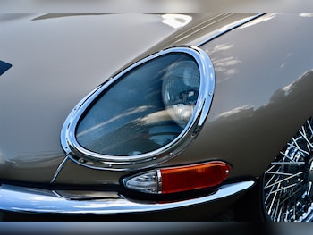 Used Jaguar E-Type 1962 for sale - 76027896: Photo