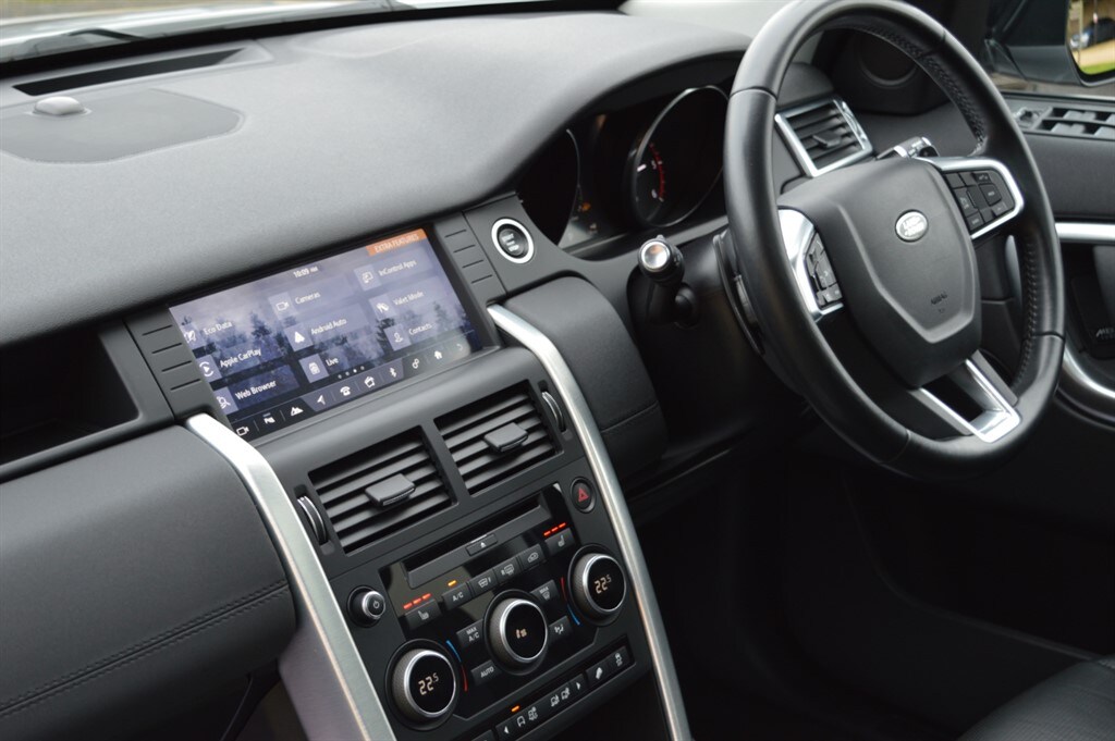 Used Land Rover Discovery Sport 2017 for sale - 77492937: Photo 14