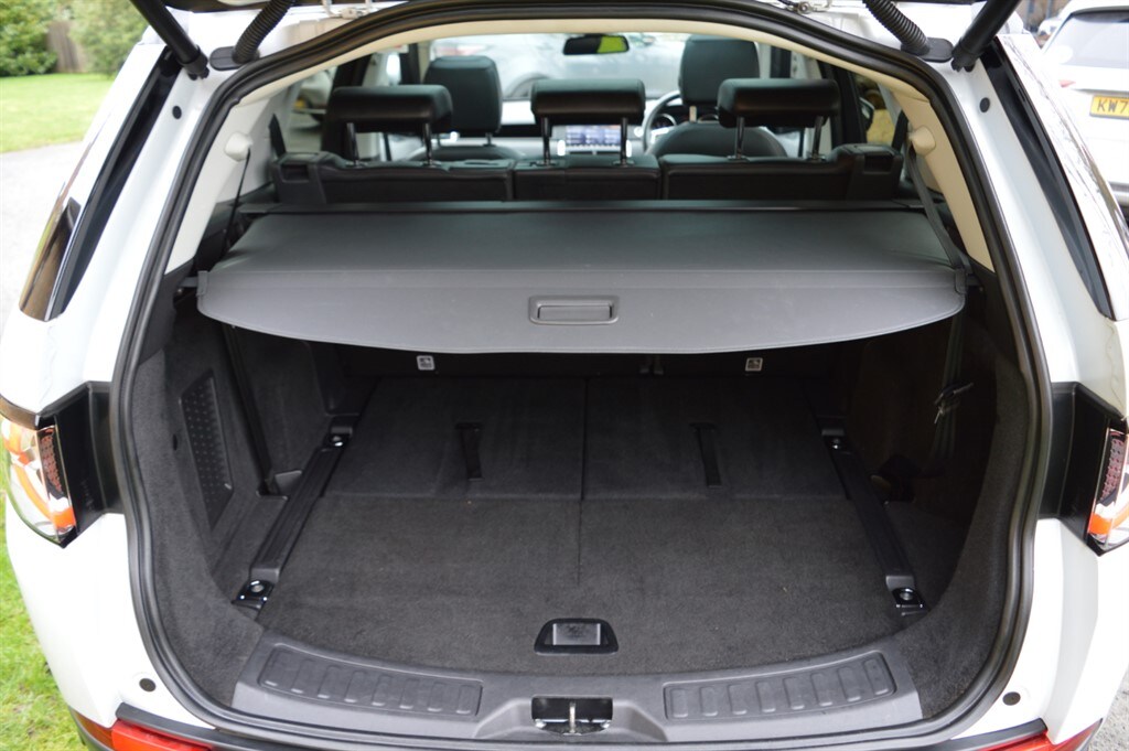 Used Land Rover Discovery Sport 2017 for sale - 77492937: Photo 52