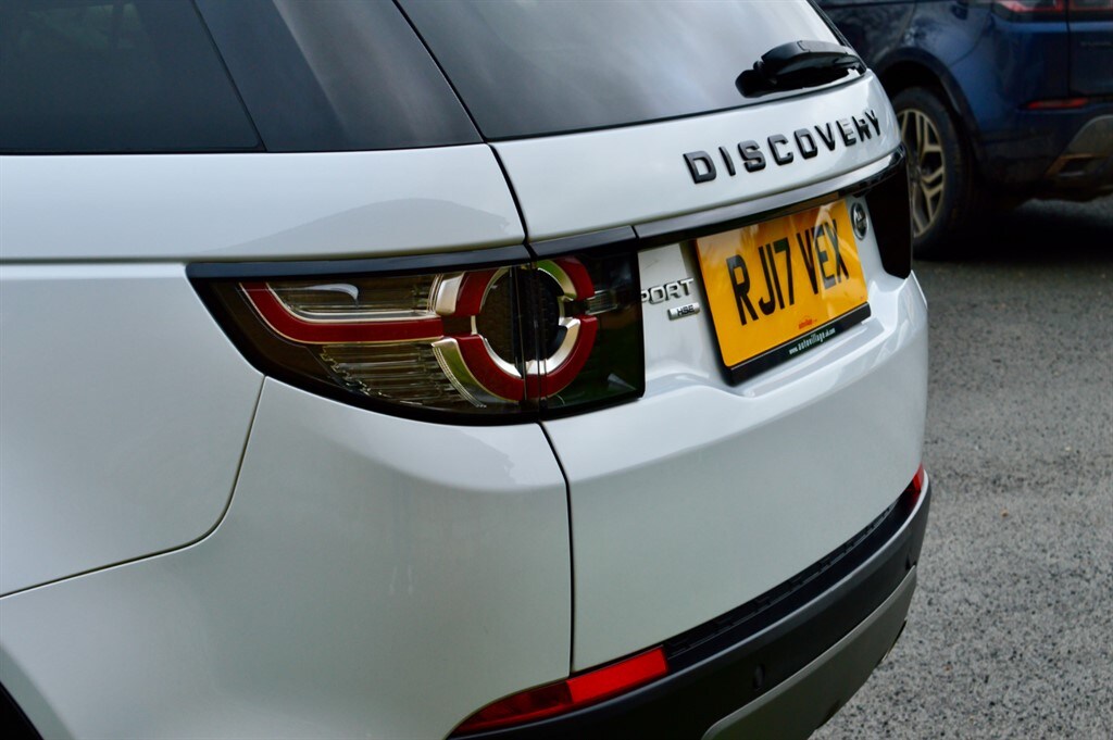 Used Land Rover Discovery Sport 2017 for sale - 77492937: Photo 59