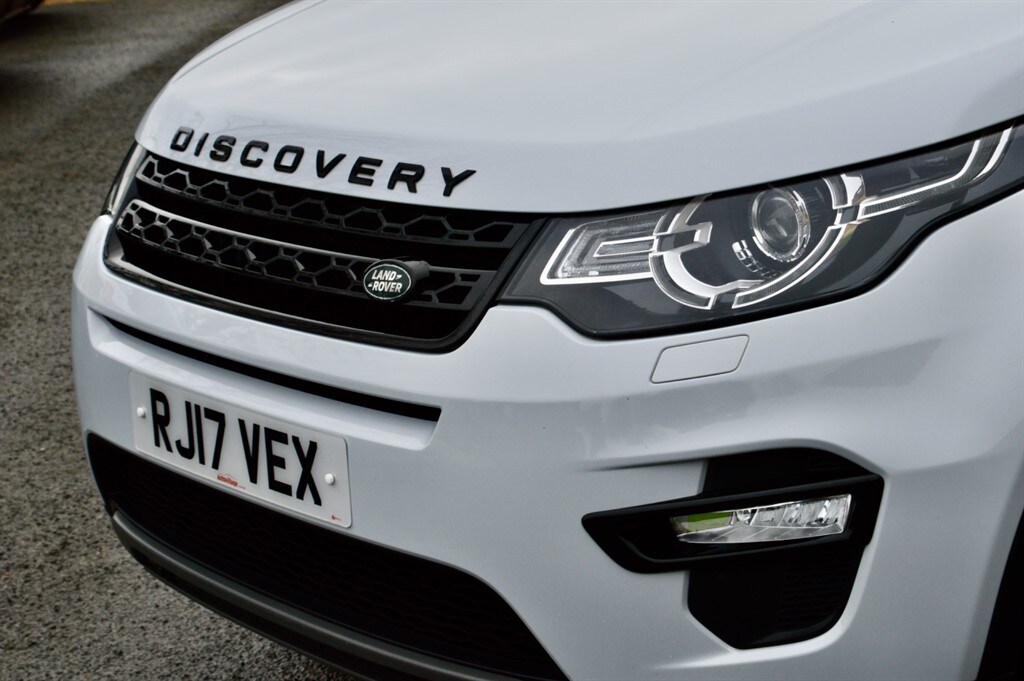 Used Land Rover Discovery Sport 2017 for sale - 77492937: Photo 60