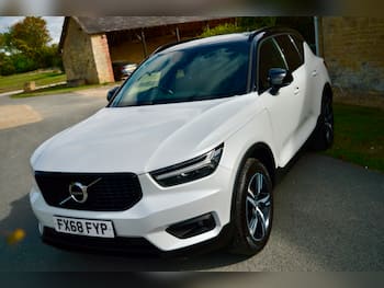 Used Volvo XC40 2018 for sale - 79729000: Photo