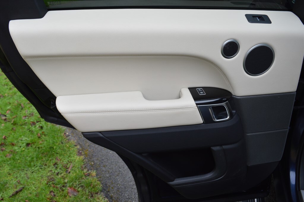 Used Land Rover Range Rover Sport 2016 for sale - 77492954: Photo 35