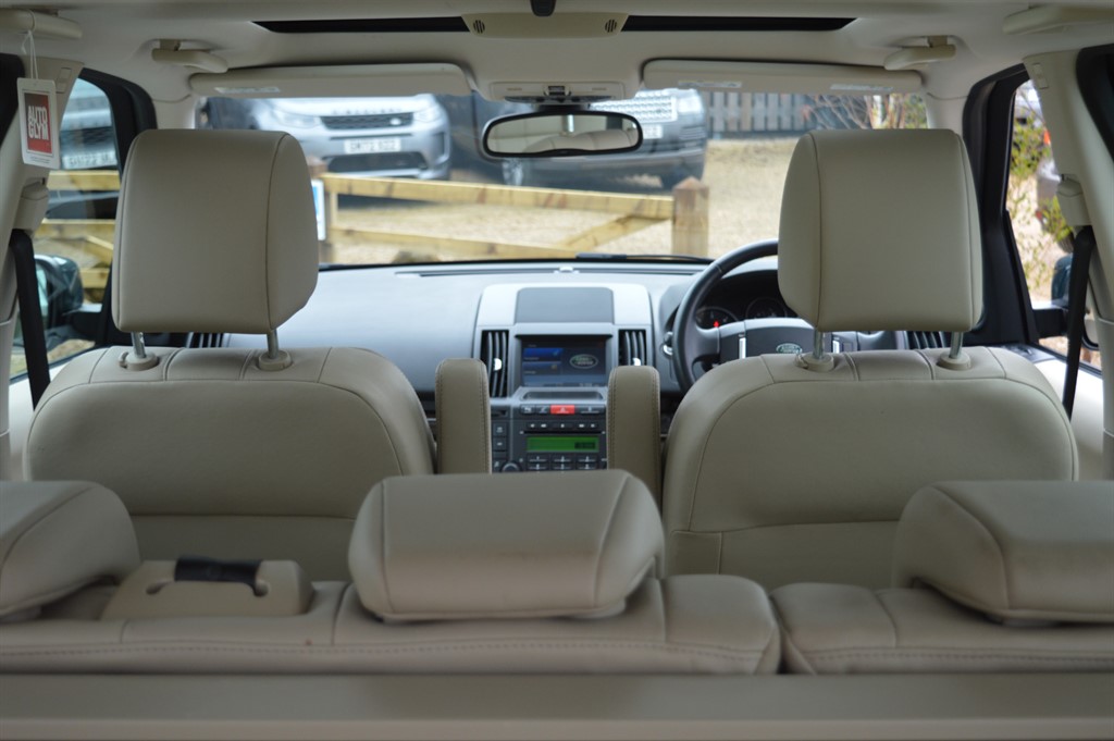 Used Land Rover Freelander 2011 for sale - 78049942: Photo 27