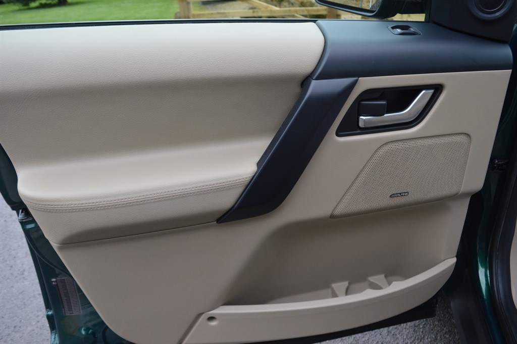 Used Land Rover Freelander 2011 for sale - 78049942: Photo 36