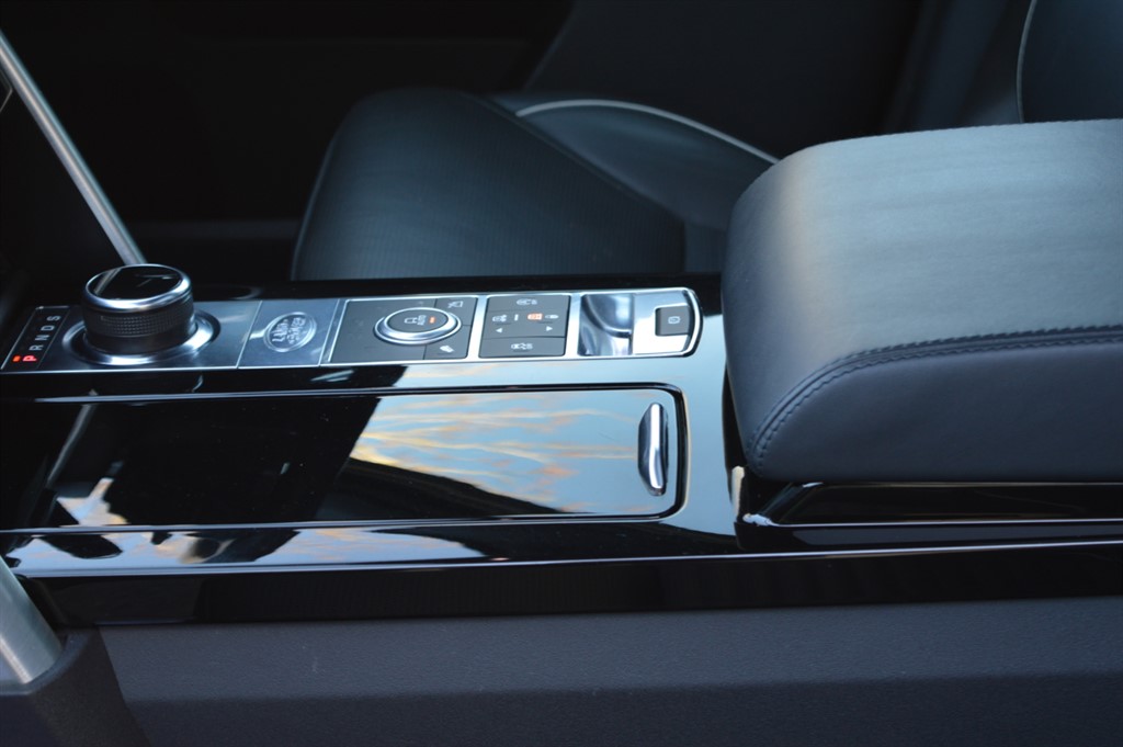 Used Land Rover Discovery 2019 for sale - 76696728: Photo 64