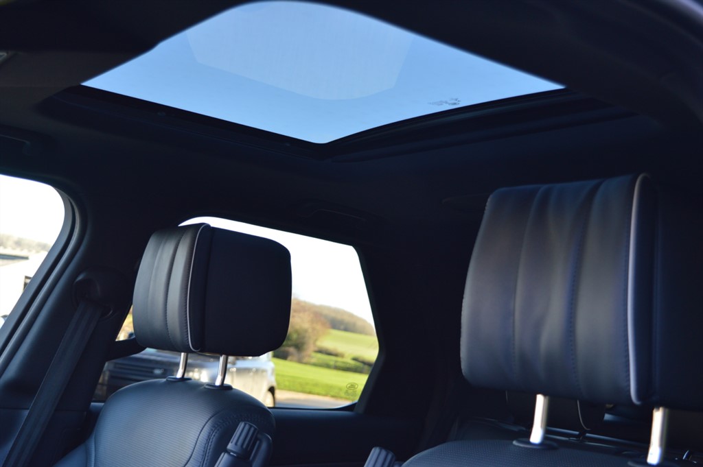 Used Land Rover Discovery 2019 for sale - 76696728: Photo 65