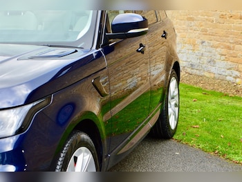 Used Land Rover Range Rover Sport 2021 for sale - 76428379: Photo