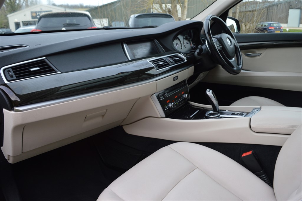 Used BMW 5 Series 2015 for sale - 77261933: Photo 14