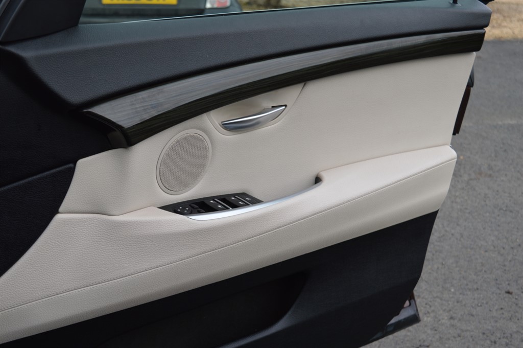 Used BMW 5 Series 2015 for sale - 77261933: Photo 30