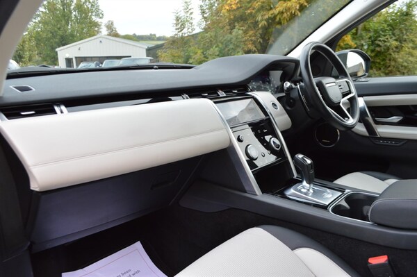 Used Land Rover Discovery Sport 2022 for sale - 76196229: Photo 14