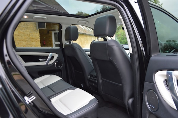 Used Land Rover Discovery Sport 2022 for sale - 76196229: Photo 24