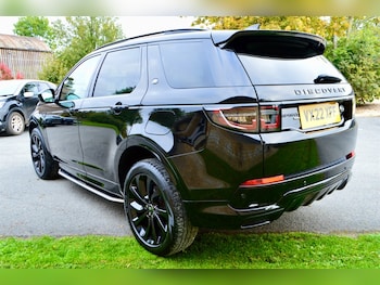 Used Land Rover Discovery Sport 2022 for sale - 76196229: Photo 4