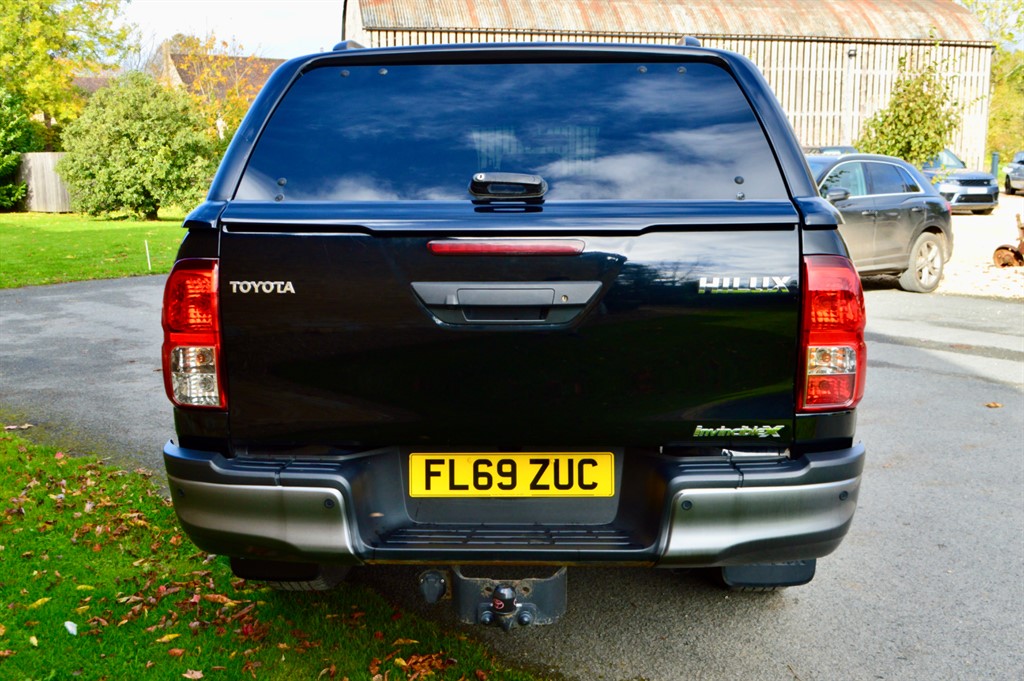 Used Toyota Hilux 2020 for sale - 76390312: Photo 10