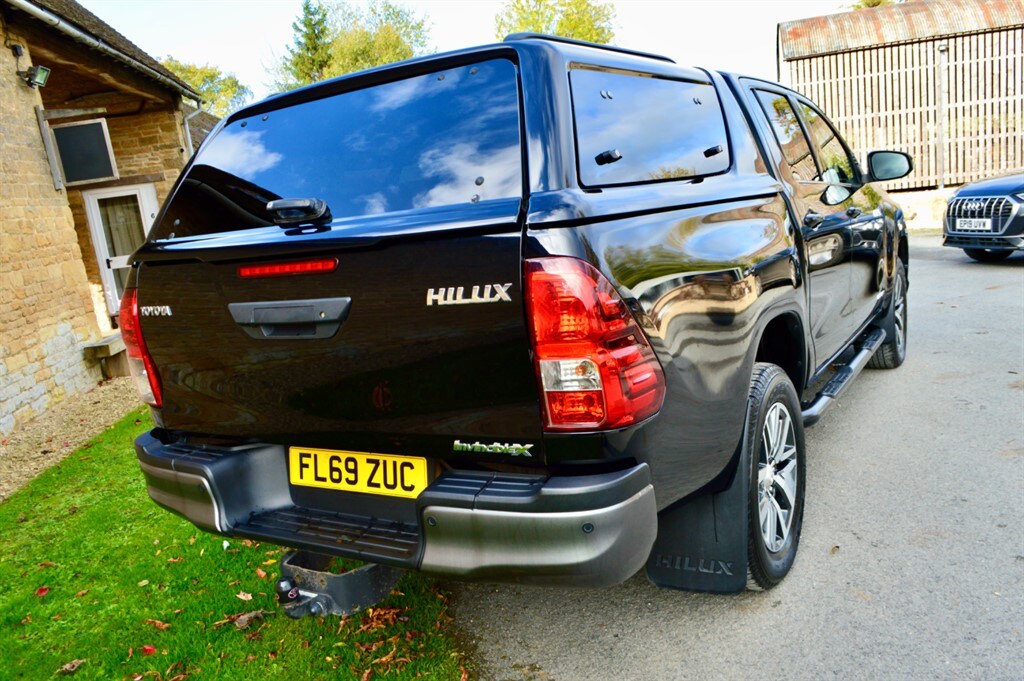 Used Toyota Hilux 2020 for sale - 76390312: Photo 12
